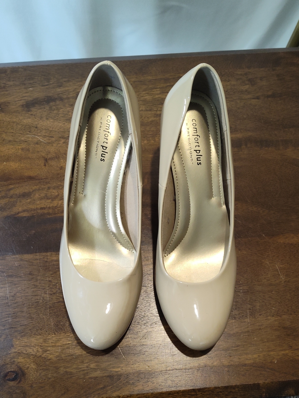 Shiny Tan Colored Heels, Sz 9.5